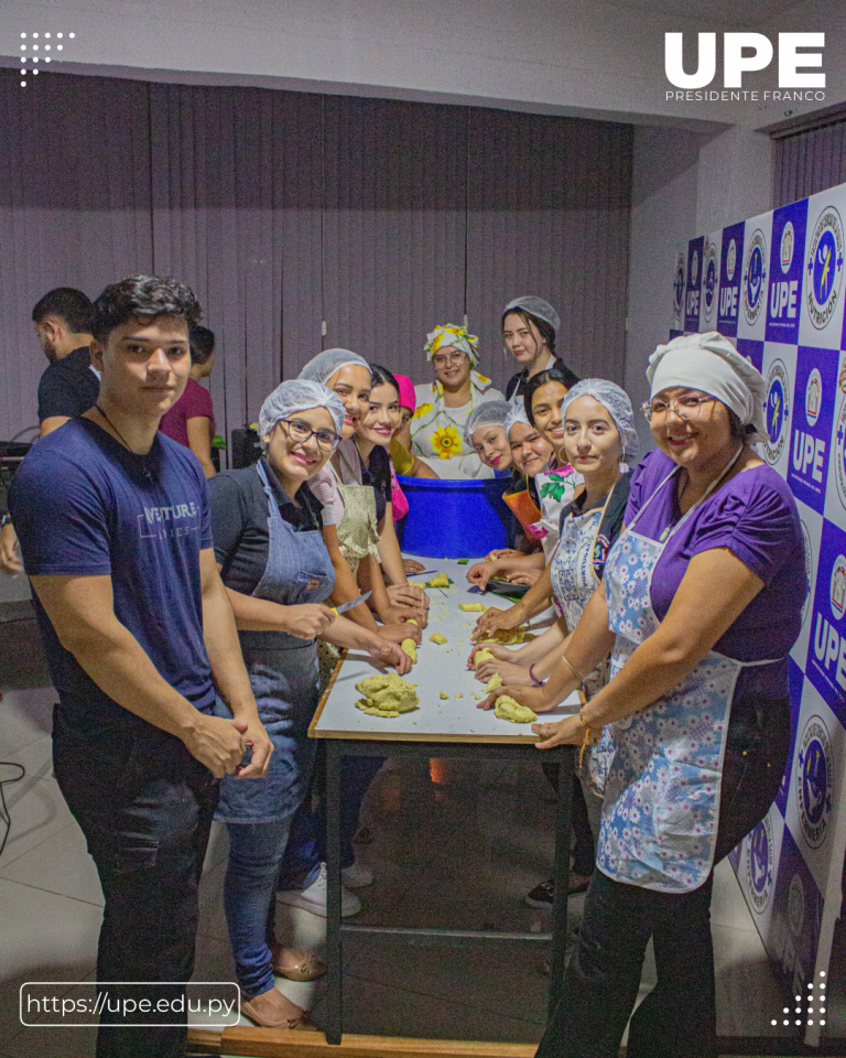 Tradicional Chipa Apo en la UPE: Compartiendo y Reanimando la Cultura